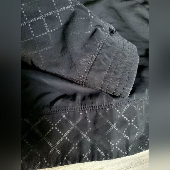 Men's Hugo Boss size Large Black Jacket - Picture 6 of 7